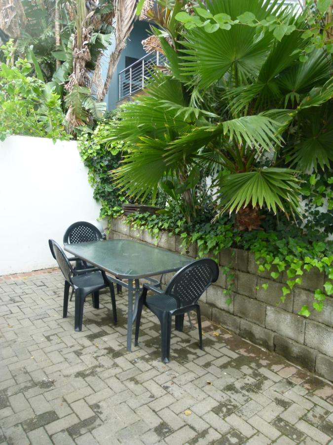 Beacon Bay Eland Place Self Catering Guest House מראה חיצוני תמונה